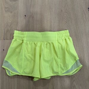 Women’s Lululemon Hotty Hot 2.5 inch Neon Yellow Shorts